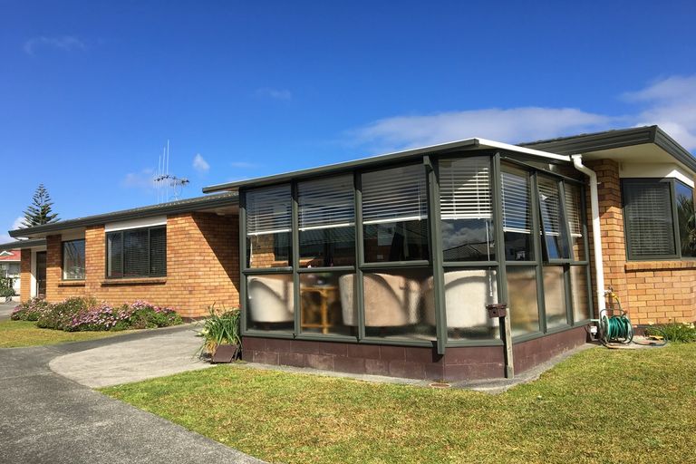 Photo of property in 10 Elm Place, Tikipunga, Whangarei, 0112