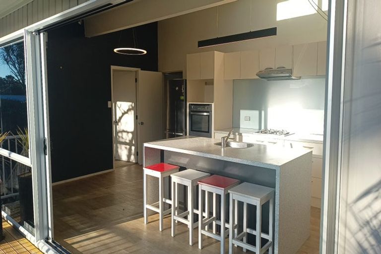 Photo of property in 19 Takahe Street, Tikipunga, Whangarei, 0112