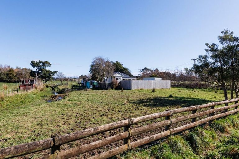 Photo of property in 81987 State Highway 2, Pahiatua, 4984