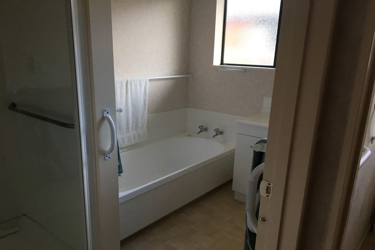 Photo of property in 10 Elm Place, Tikipunga, Whangarei, 0112