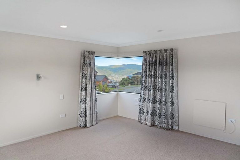 Photo of property in 122 Redvers Drive, Belmont, Lower Hutt, 5010