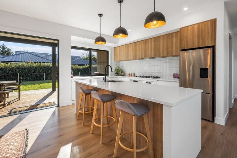 Photo of property in 11 Bodes Lane, Kinloch, Taupo, 3377