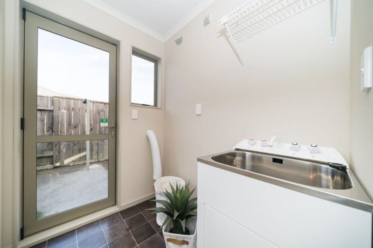 Photo of property in 46 Branigan Parade, Kelvin Grove, Palmerston North, 4414