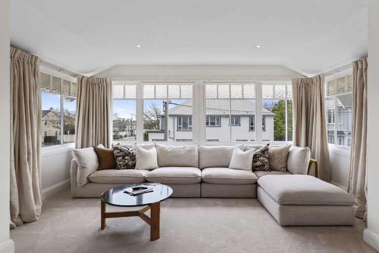Photo of property in 134 Papanui Road, Merivale, Christchurch, 8014
