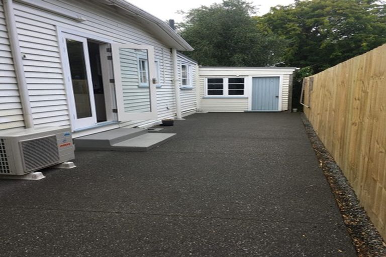 Photo of property in 17 Brockworth Place, Riccarton, Christchurch, 8011