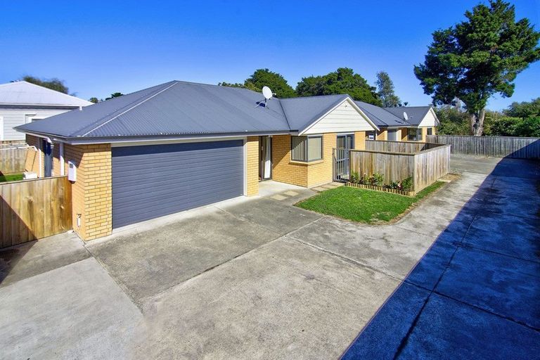 Photo of property in 85a Oxford Street, Lansdowne, Masterton, 5810