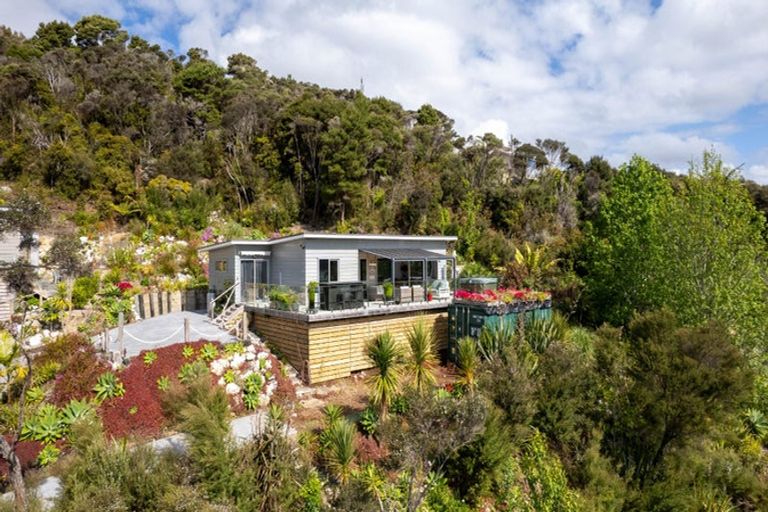 Photo of property in 7 Toi Track, Russell, 0272