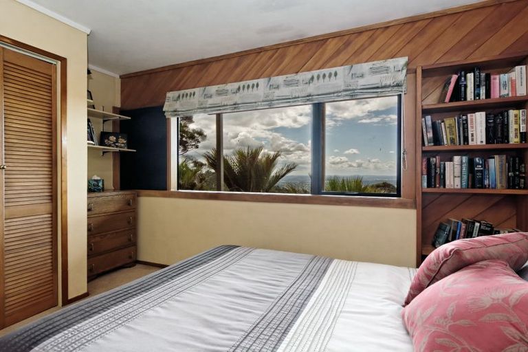 Photo of property in 10 Kohu Road, Titirangi, Auckland, 0604