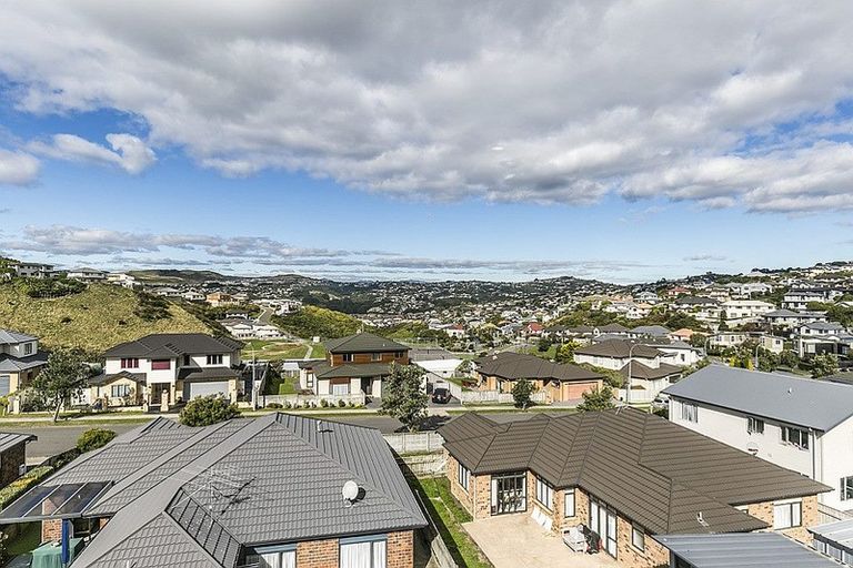 Photo of property in 7 Moston Grove, Churton Park, Wellington, 6037