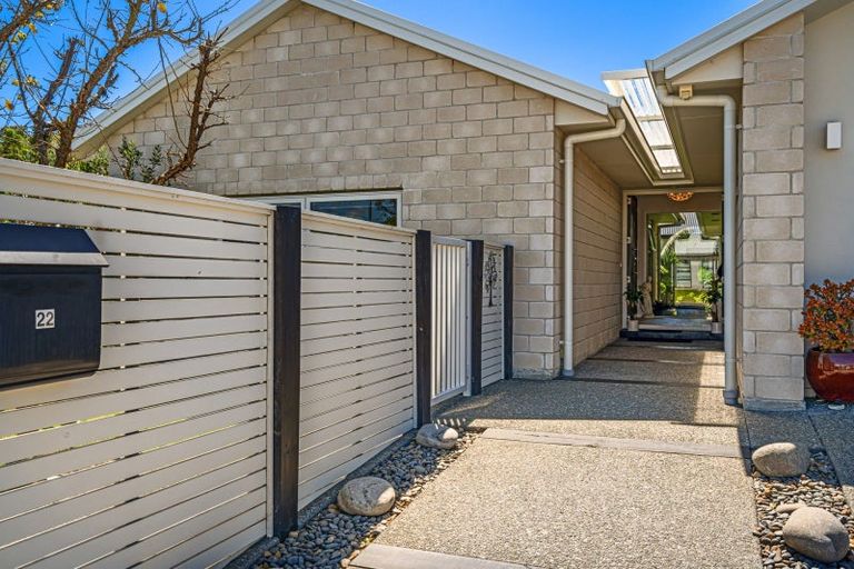 Photo of property in 22 Saint Pauls Drive, Brookfield, Tauranga, 3110