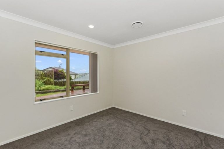 Photo of property in 4 Jersey Place, Grandview Heights, Hamilton, 3200