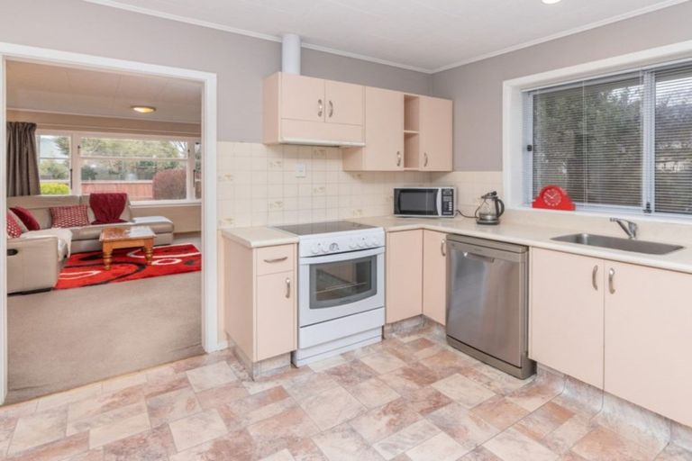 Photo of property in 55 Twyford Street, Bishopdale, Christchurch, 8053