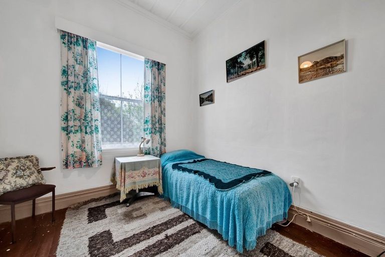 Photo of property in 71 London Street, Eltham, 4322