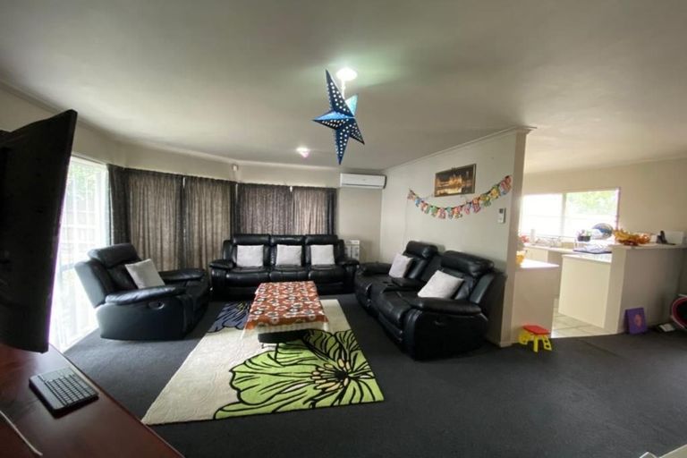 Photo of property in 47c Browns Road, Manurewa, Auckland, 2102