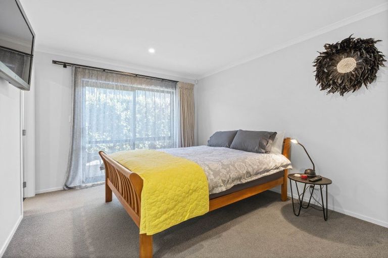 Photo of property in 45 Burgundy Drive, Martinborough, 5711