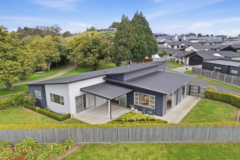 Photo of property in 1 Hass Drive, Ohauiti, Tauranga, 3112