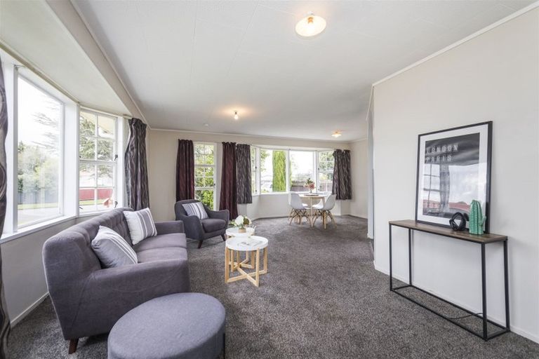 Photo of property in 52 Acacia Street, Kelvin Grove, Palmerston North, 4414
