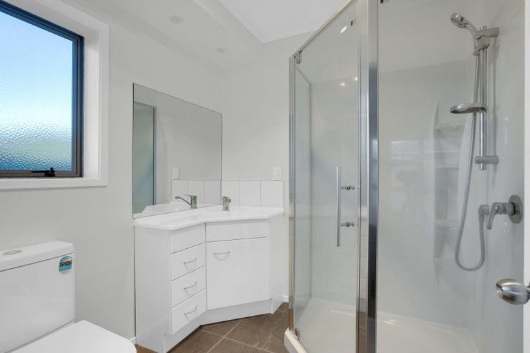 Photo of property in 24 Hollinger Place, Nawton, Hamilton, 3200
