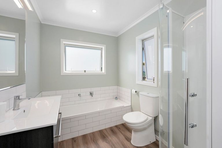 Photo of property in 5 Seagrass Place, Otaki Beach, Otaki, 5512