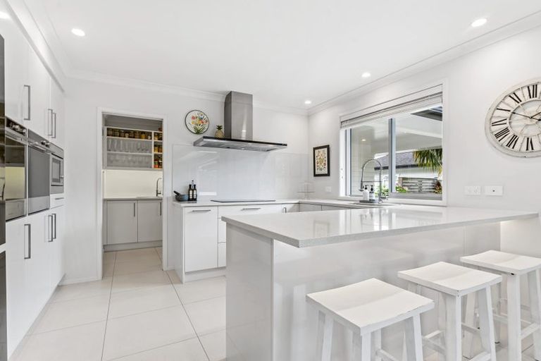 Photo of property in 11 Kelly Greens, Silverdale, 0932