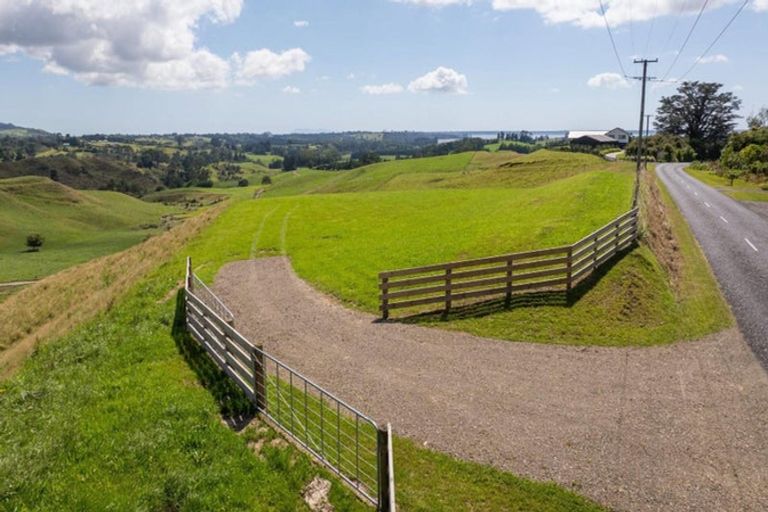Photo of property in 250 Busby Road, Tahawai, 3170