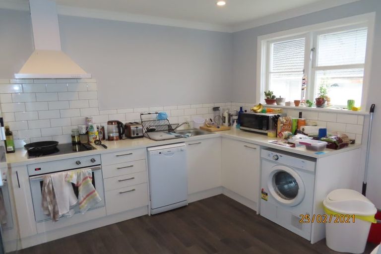 Photo of property in 2/1003 Fergusson Drive, Ebdentown, Upper Hutt, 5018