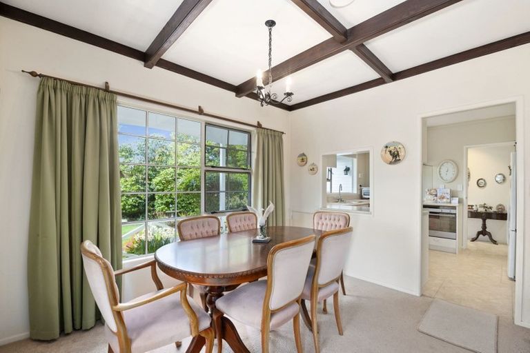Photo of property in 8 Gradwell Place, Two Mile Bay, Taupo, 3330