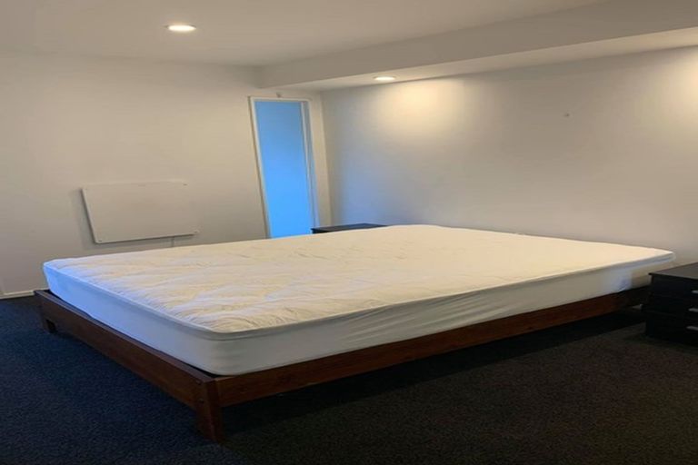 Photo of property in 1-3/1 Matakauri Place, Fernhill, Queenstown, 9300