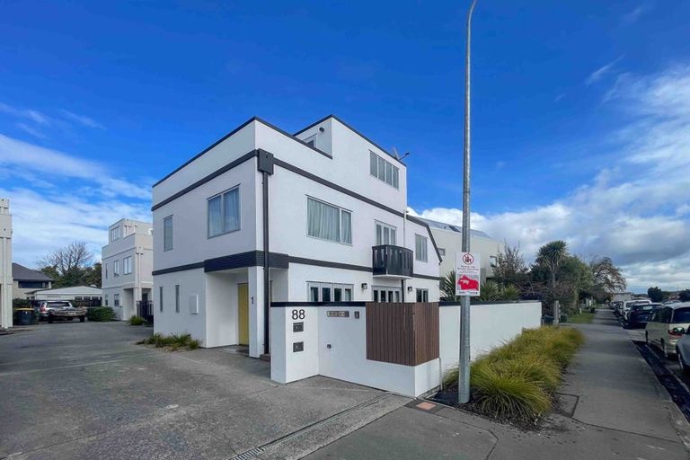 Photo of property in 88 Brockworth Place, Riccarton, Christchurch, 8011