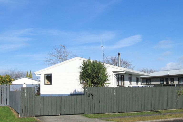 Photo of property in 3 Karen Crescent, Dinsdale, Hamilton, 3204