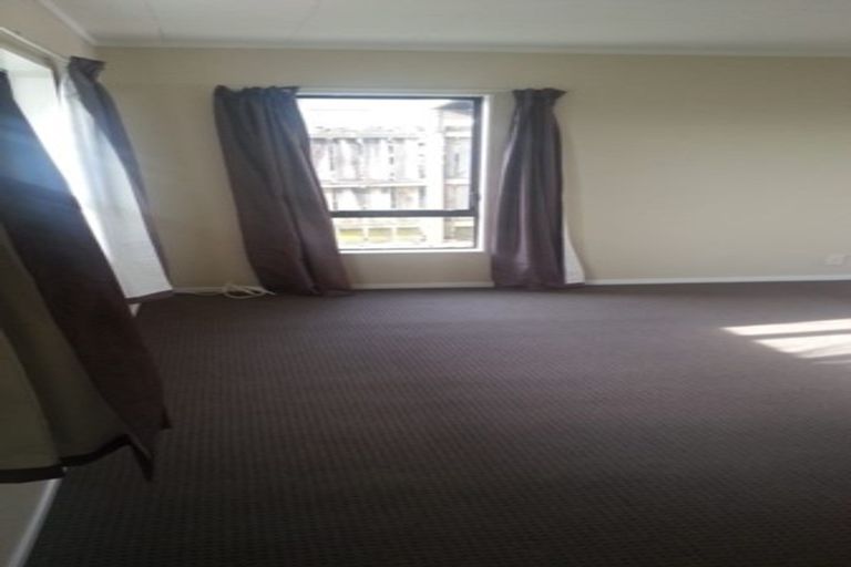 Photo of property in 2/125 Settlement Road, Papakura, 2110