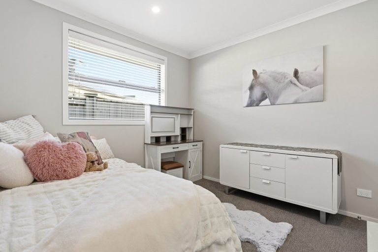 Photo of property in 6 Cassinia Close, Papamoa Beach, Papamoa, 3118