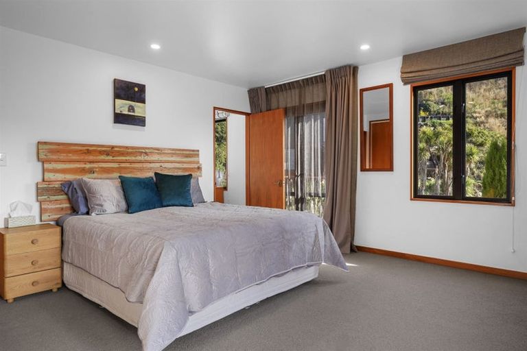 Photo of property in 5 Virginia Lane, Mount Pleasant, Christchurch, 8081