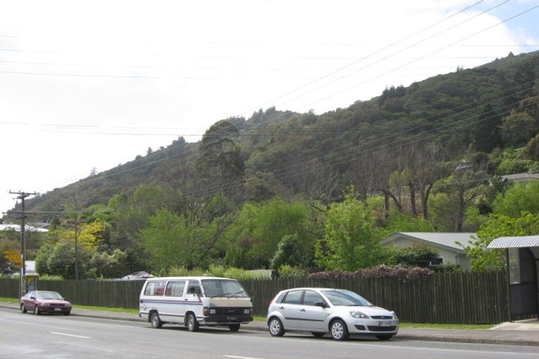 Photo of property in 80 Waikawa Road, Picton, 7220