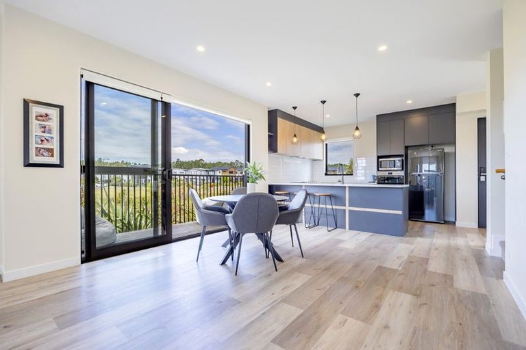 Photo of property in 72 Podgora Avenue, Huapai, Kumeu, 0810