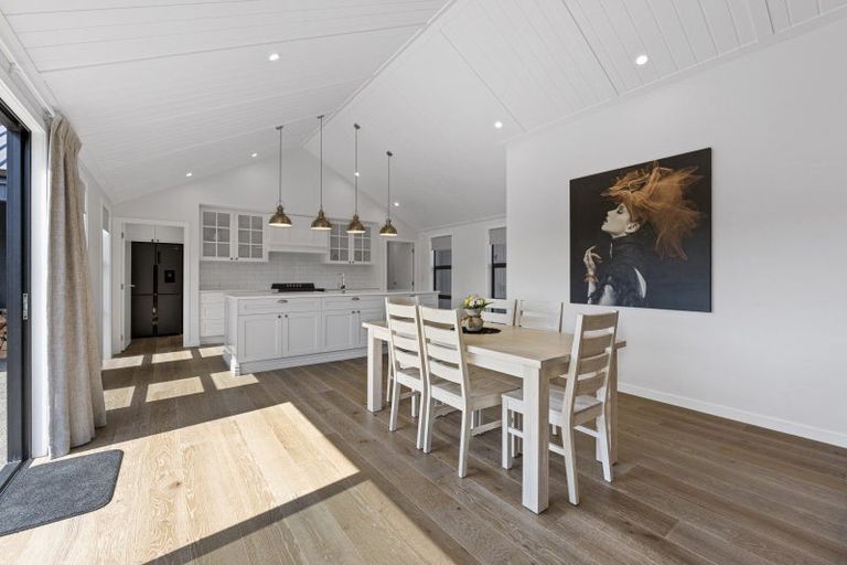 Photo of property in 12 Kahikatea Drive, Kinloch, Taupo, 3377