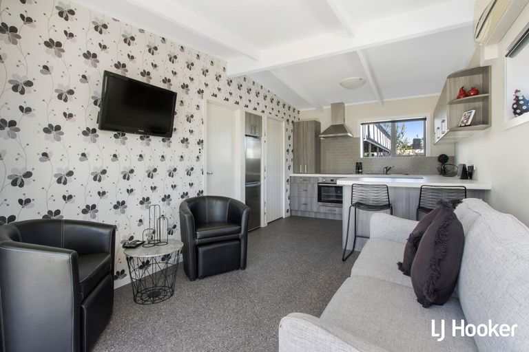 Photo of property in 12 Snell Crescent, Waihi Beach, 3611