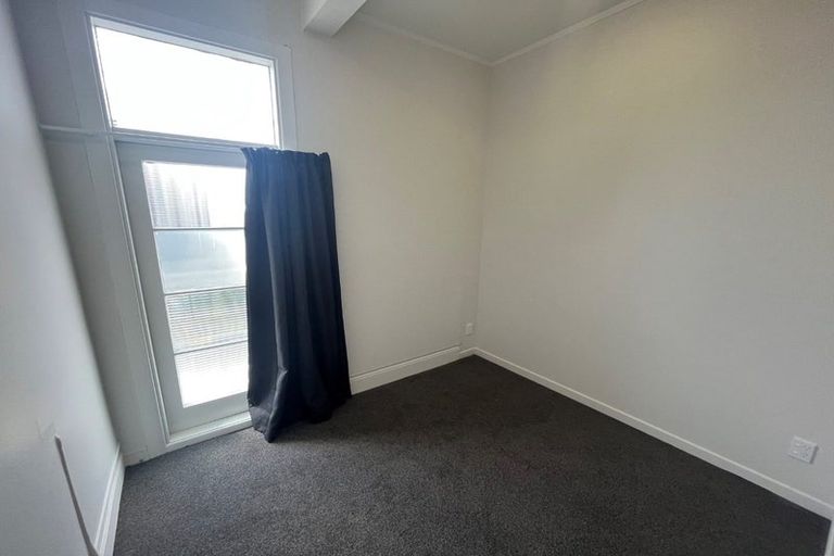 Photo of property in 212 The Terrace, Wellington Central, Wellington, 6011