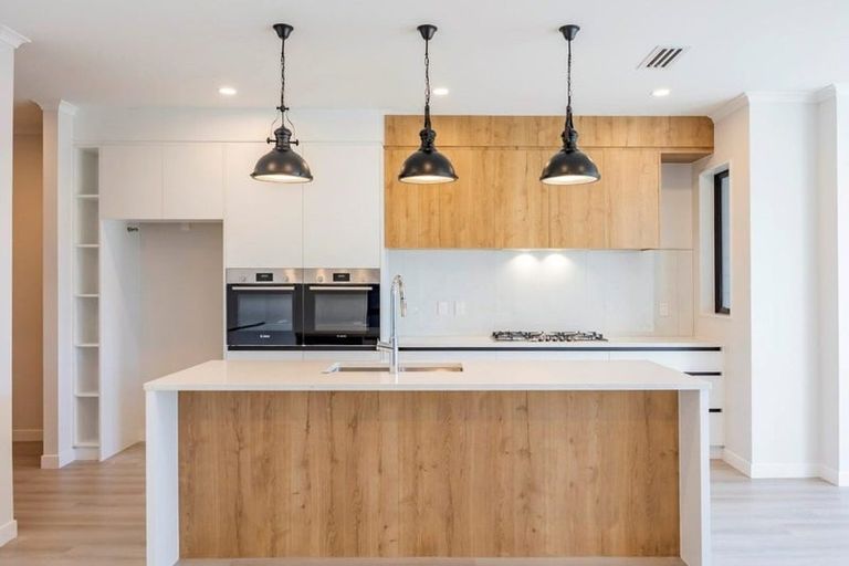 Photo of property in 7 Kikorangi Drive, Wainui, 0992