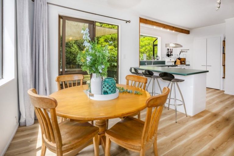 Photo of property in 5 Solway Place, Papakowhai, Porirua, 5024