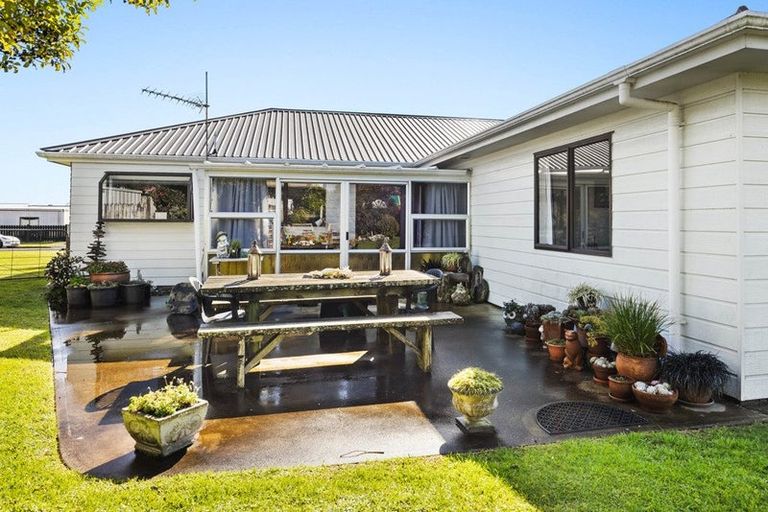 Photo of property in 6 Dillon Drive, Bell Block, New Plymouth, 4312