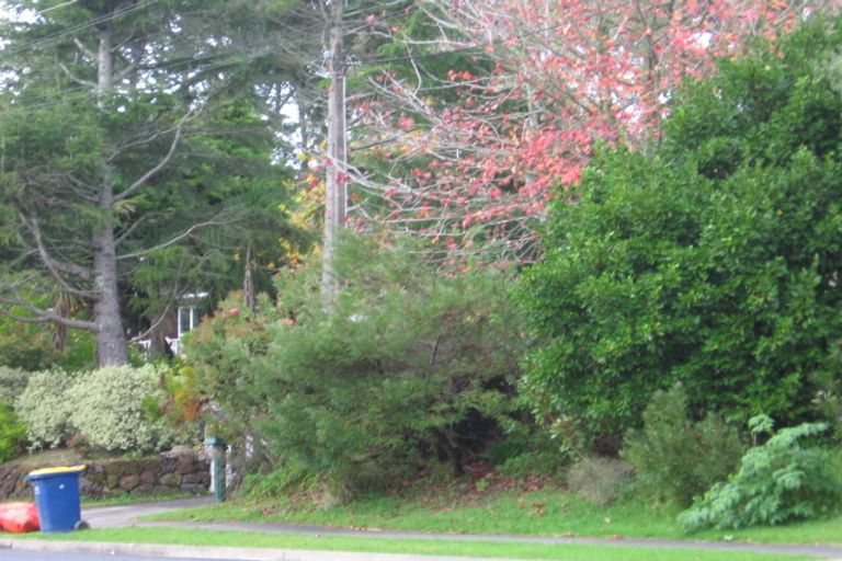 Photo of property in 2 Wainoni Heights, Greenhithe, Auckland, 0632