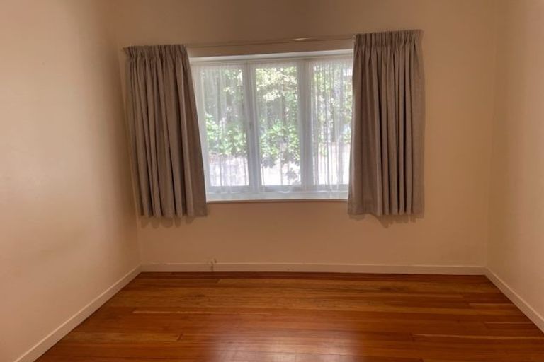 Photo of property in 2/8 Beatrice Road, Remuera, Auckland, 1050