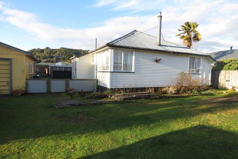 Photo of property in 101 Buller Road, Reefton, 7830