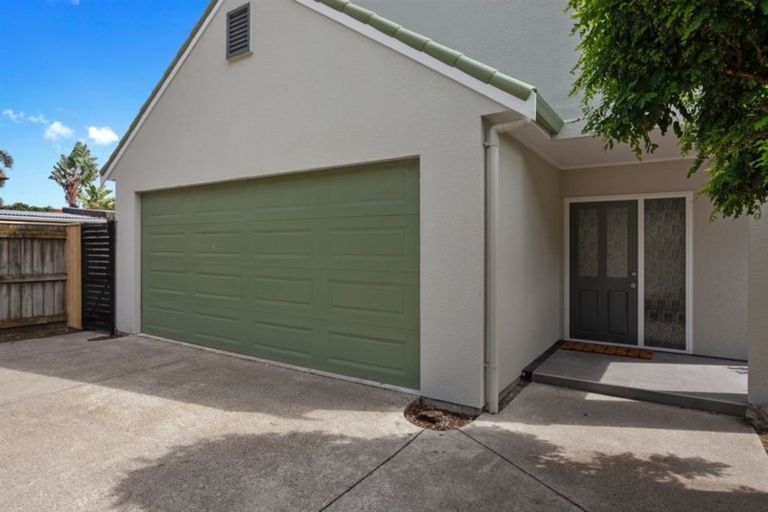 Photo of property in 135a Pohutukawa Avenue, Ohope, 3121