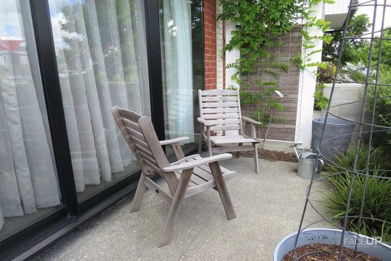 Photo of property in 91b Hobsonville Point Road, Hobsonville, Auckland, 0616