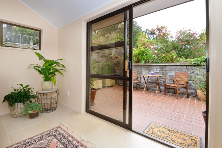 Photo of property in 77 Swann Beach Road, Stanmore Bay, Whangaparaoa, 0932