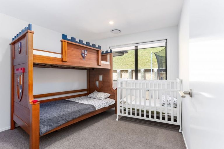 Photo of property in 35 Muster Road, Jacks Point, 9371