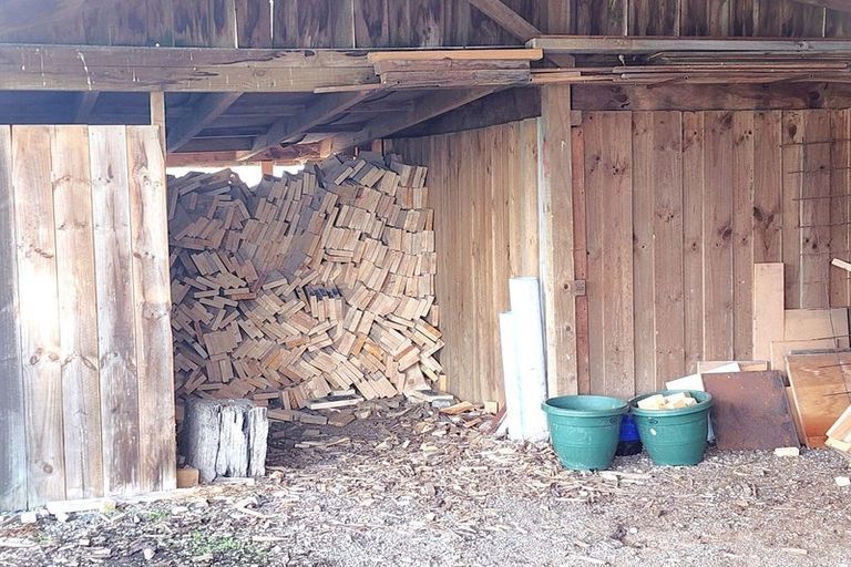 Photo of property in 24 Brodie Street, Blackball, 7804