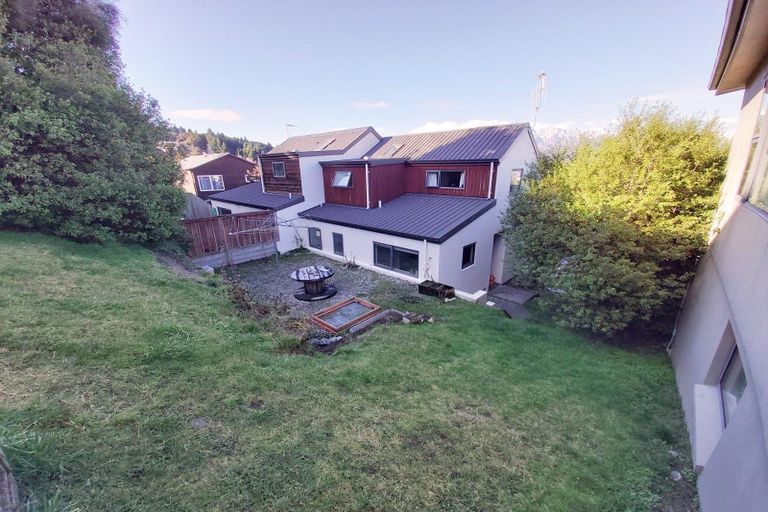 Photo of property in 142a Fernhill Road, Fernhill, Queenstown, 9300